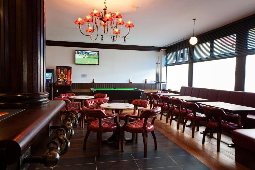 Caledonia Hotel โรไซท์ ภายนอก รูปภาพ